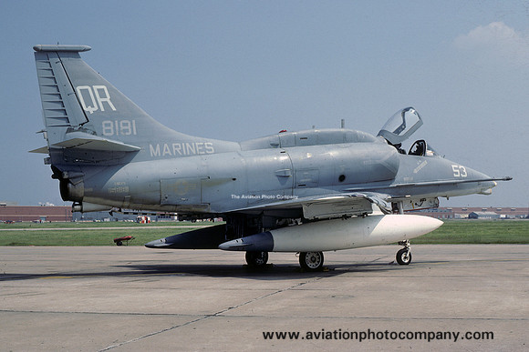 USMC VMA-332 Douglas A-4M Skyhawk 158181/QR-53 (1983)