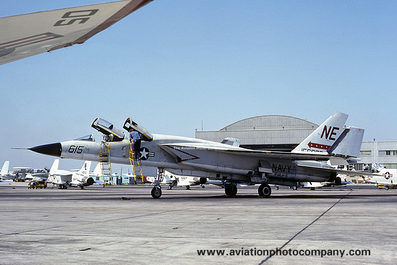 US Navy RVAH-5 North American RA-5C Vigilante 156622/NE-615 (1975)