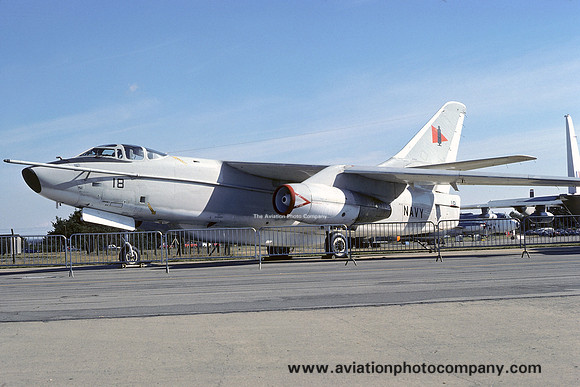 US Navy VQ-2 Douglas KA-3B Skywarrior 144852/18 (1976)