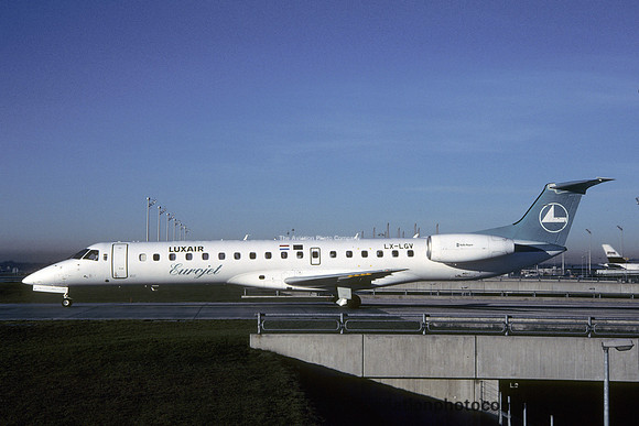Luxair Embraer EMB-145 LX-LGV (2000)