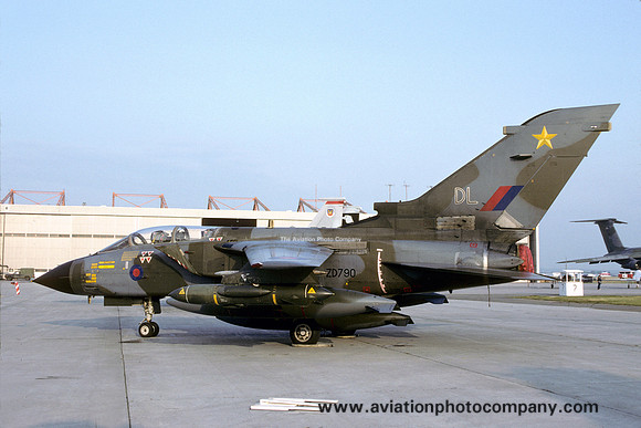 RAF 31 Squadron Panavia Tornado GR.1 ZD790/DL (1992)