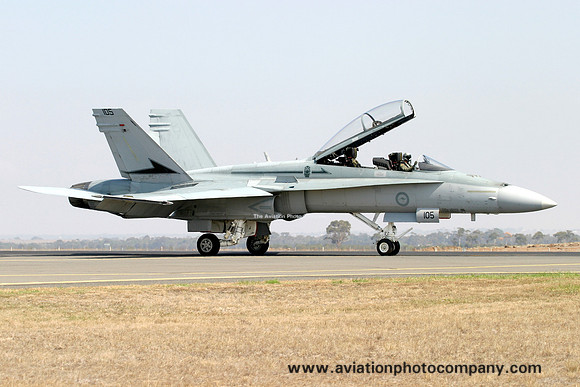 RAAF 77 Squadron McDonnell Douglas F/A-18B A21-105 at Avalon (2007)