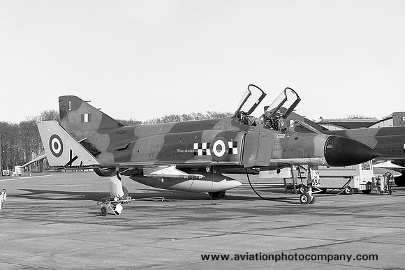 RAF 43 Squadron McDonnell F-4K Phantom FG.1 XV584/I (1970)
