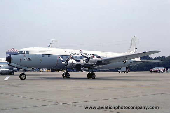 US Navy VR-52 Douglas C-118A Liftmaster 533228/JT (1976)