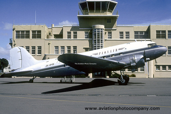 Pionair Douglas C-47 Dakota ZK-AMS (1998)