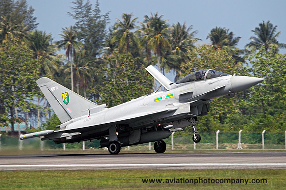 RAF 3 Squadron BAE Typhoon FGR.4 ZJ925/QO-R at LIMA Langkawi (2013)