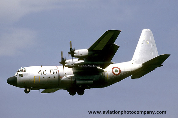 Italian Air Force 46 Stormo Lockheed C-130H Hercules MM61993/46-07 (1987)