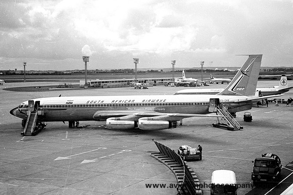 South African Airways Boeing 707-344B ZS-CKE (1967)