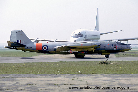 RAF English Electric Canberra TT.18 WK143 (1981)