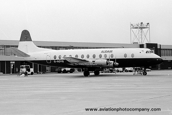 Alidair Vickers Viscount G-AOYG (1975)
