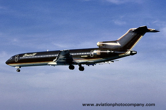 Braniff Boeing 727-200 N455BN (1980)