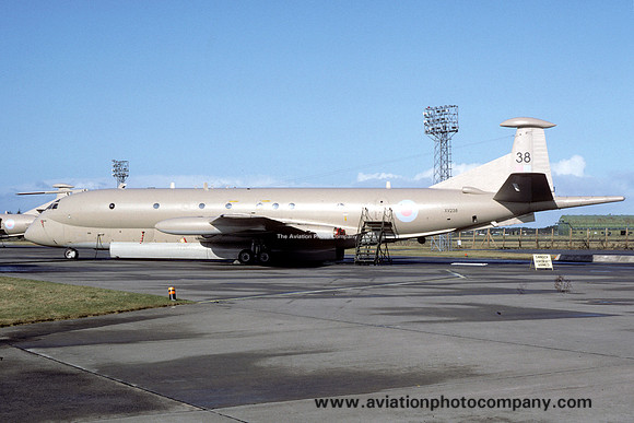 RAF Kinloss Wing Hawker Siddeley Nimrod MR.2P XV238 (1985)