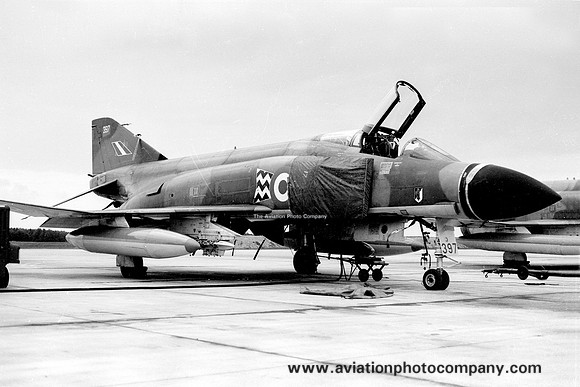 RAF 17 Squadron McDonnell F-4M Phantom FGR.2 XV397 (1971)