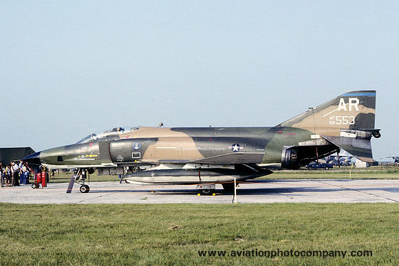 USAF 10 TRW 1 TRS McDonnell RF-4C Phantom 68-0553/AR (1977)