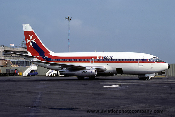 Air Malta Boeing 737-200 PH-TVP at Newcastle (1981)