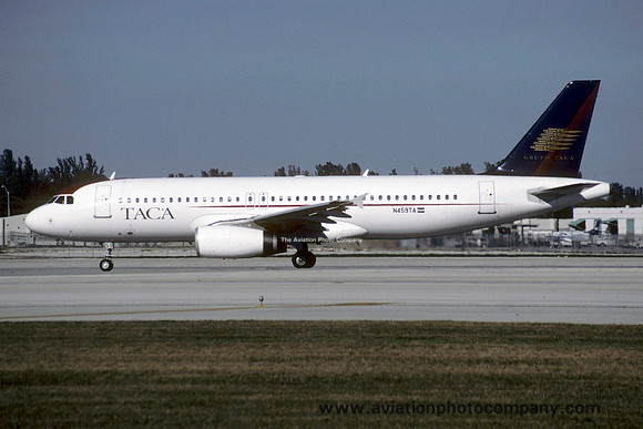 TACA Airbus A320-200 N459TA (2000)