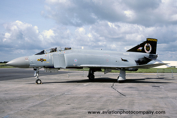 RAF 74 Squadron McDonnell F-4M Phantom FGr.2 XV423 (1991)