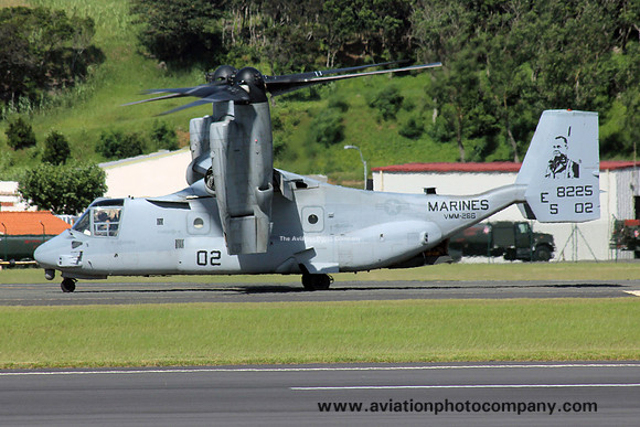 USMC VMM-266 Bell-Boeing MV-22B Osprey 168225/ES-02 at Lajes (2015)