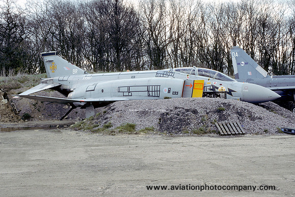 RAF McDonnell F-4K Phantom FG.1 dumped at RAF Wattisham (1992)