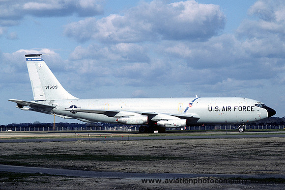 USAF New Hampshire ANG 133 ARS Boeing KC-135A 59-1509 at RAF Mildenhall (1984)