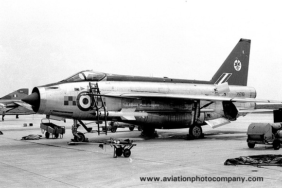 RAF 92 Squadron English Electric Lightning F.2A XN780/K at RAF Gutersloh (1971)