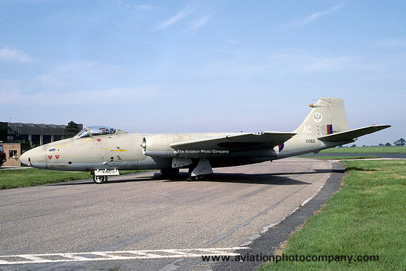 RAF 39 Squadron English Electric Canberra PR.9 XH169/AC at RAF Wyton (1992)