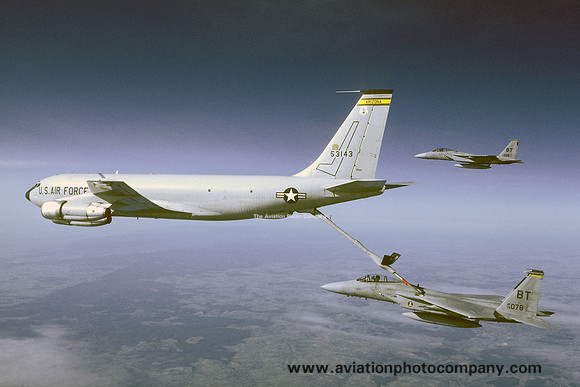 USAF Arizona ANG 197 ARS Boeing KC-135A Stratotanker 55-1343 with two F-15C Eagles (1985)