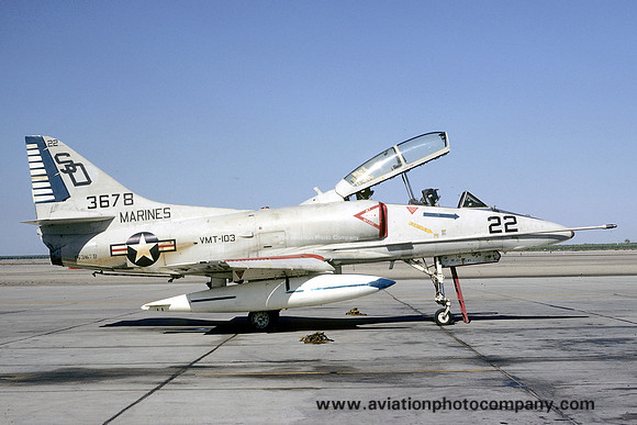 US Marines VMT-103 Douglas TA-4F 153678/SD-22 (1971)