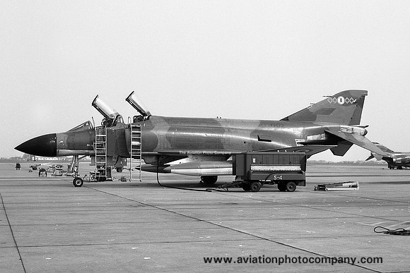 RAF 228 OCU 64 Squadron McDonnell F-4M Phantom FGR.2 XV472 (1973)