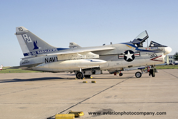 US Navy VA-82 LTV A07C 156757/AJ-310 (1973)
