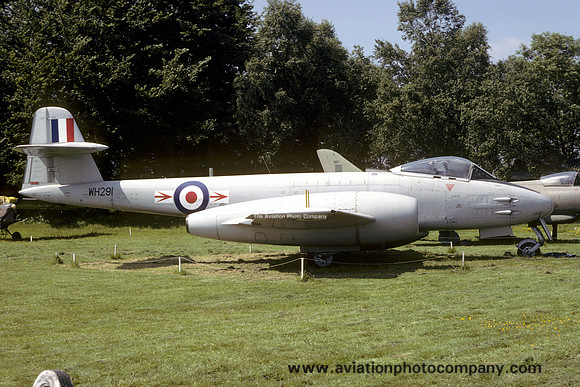 RAF Gloster Meteor F.8 WH291 with SWAPS at Lasham (1981)