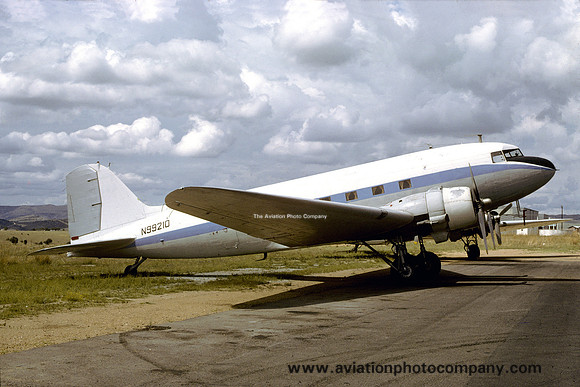 Douglas C-47 Dakota N99210 (1980)