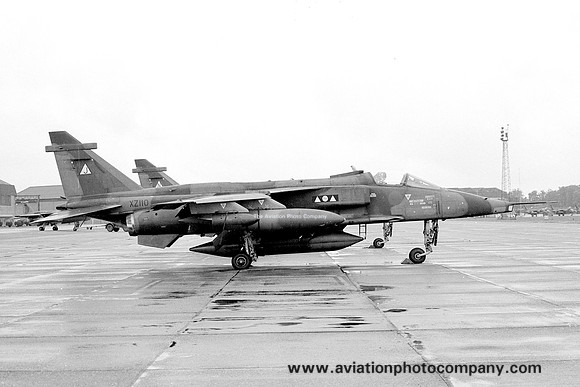RAF 2 Squadron Sepecat Jagaur GR.1 XZ110/J (1979)
