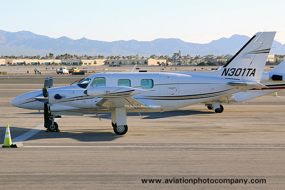 Piper PA-31T N301TA at North Las Vegas (2014)