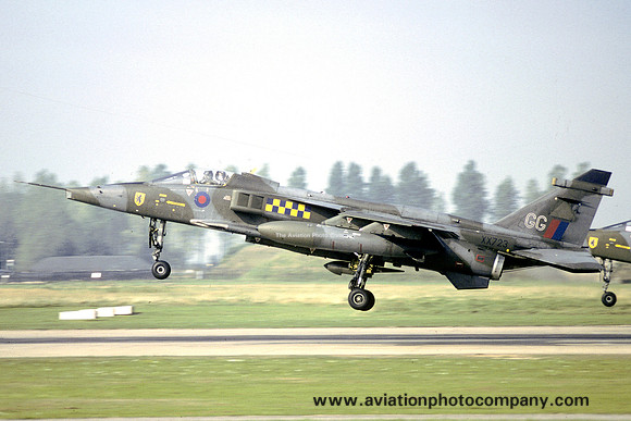 RAF 54 Squadron SEPECAT Jaguar GR.1 XX723/GG (1982)