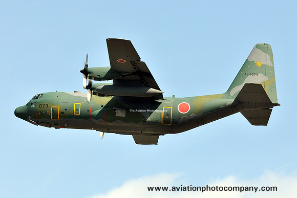JASDF 401 Hikotai Lockheed C-130H Hercules 45-1073 (2012)