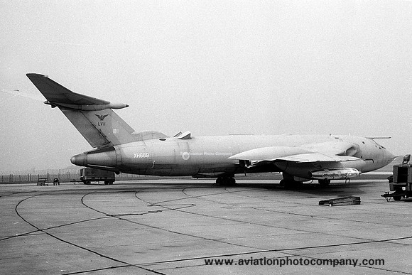RAF 57 Squadron Handley Page Victor K.2 XH669 (1985)