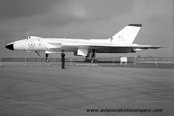 RAF 9 Squadron Avro Vulcan B.2 XL386