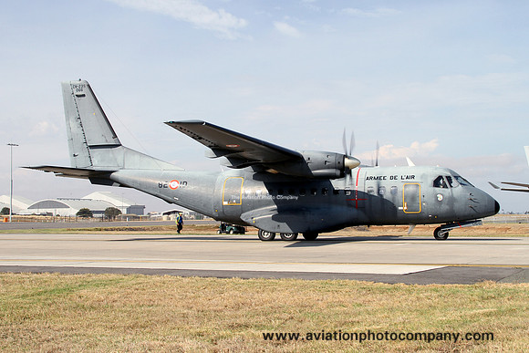 French Air Force ET00.082 CASA CN.235M-200 066/82-ID at the Avalon Airshow (2013)