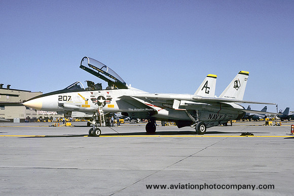 US Navy VF-142 Grumman F-14A Tomcat 161435/AG-207 (1984)