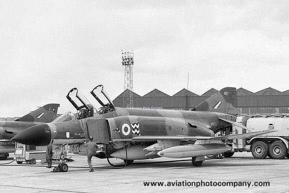 RAF 17 Squadron McDonnell F-4M Phantom FGR.2 XV487 (1974)