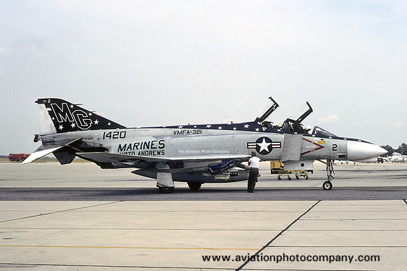 USMC VMFA-321 McDonnell F-4B Phantom 151420/MG-2 (1974)