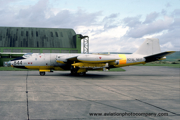 Royal Navy FRADU English Electric Canberra TT.18 WJ574/844 (1982)