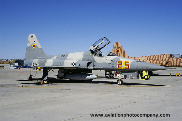 US Navy VFC-13 Northrop F-5E 162307/AF-25 (2000)