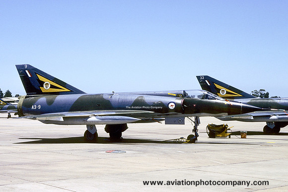 RAAF 2 OCU Dassault Mirage 3OA A3-9 (1981)