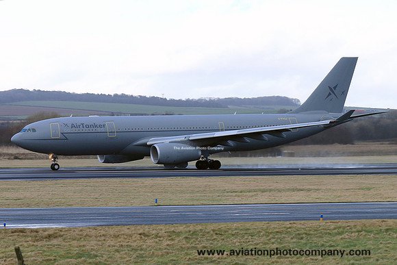 Air Tanker Airbus A330-200 G-VYGJ at Prestwick (2015)
