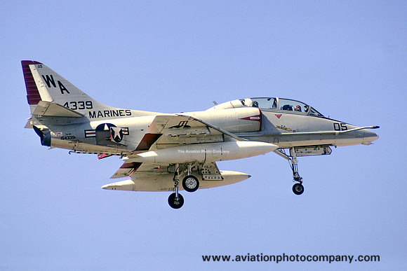 USMC H&MS-12 Douglas TA-4F 154339/WA-05 (1975)