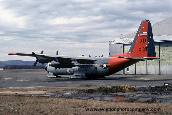 US Navy VXE-6 Lockheed LC-130R Hercules 159131/XD-2 (1976)