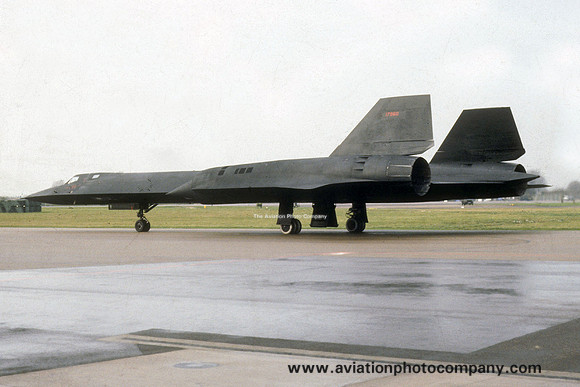USAF 9 SRW Det 4 Lockheed SR-71A Blackbird 61-7960 at RAF Mildenhall (1980s)