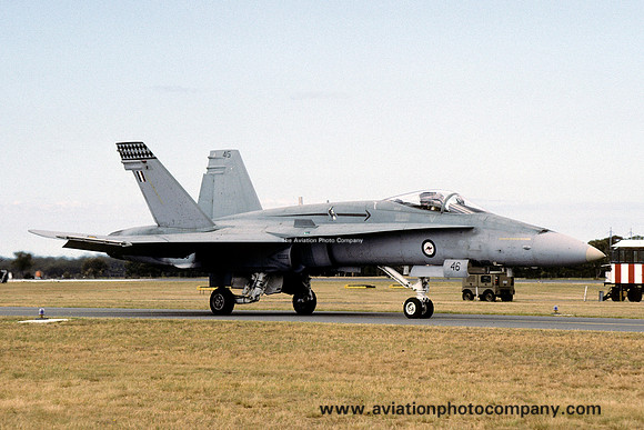 RAAF 2 OCU McDonnell Douglas F/A-18A A21-45 (1991)